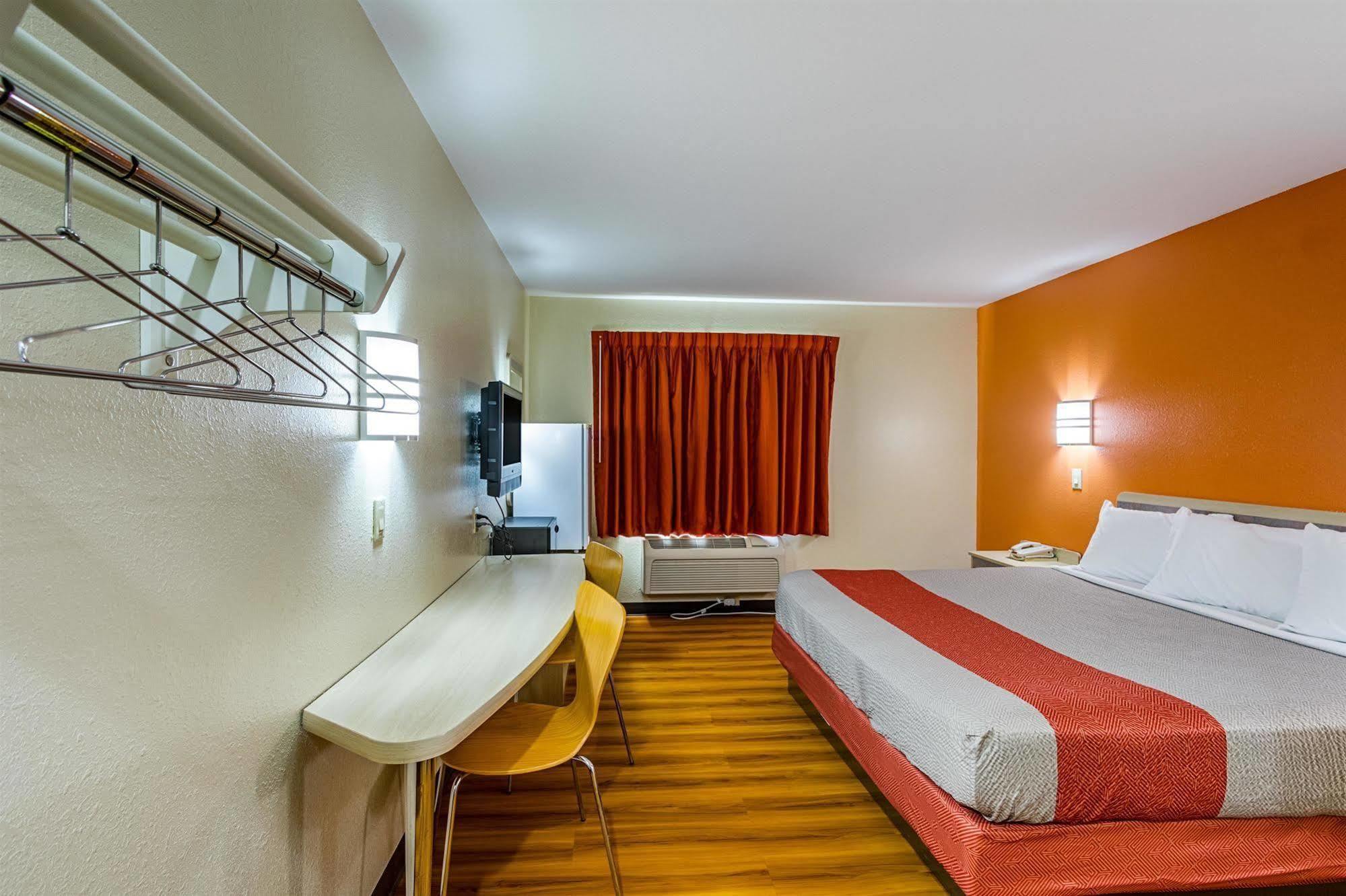 Motel 6-Urbana, Il シャンペーン エクステリア 写真