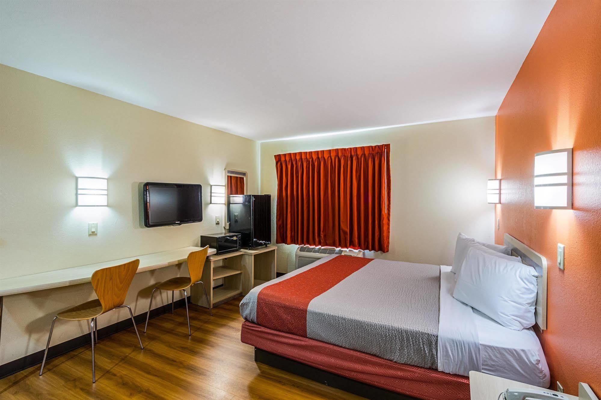 Motel 6-Urbana, Il シャンペーン エクステリア 写真