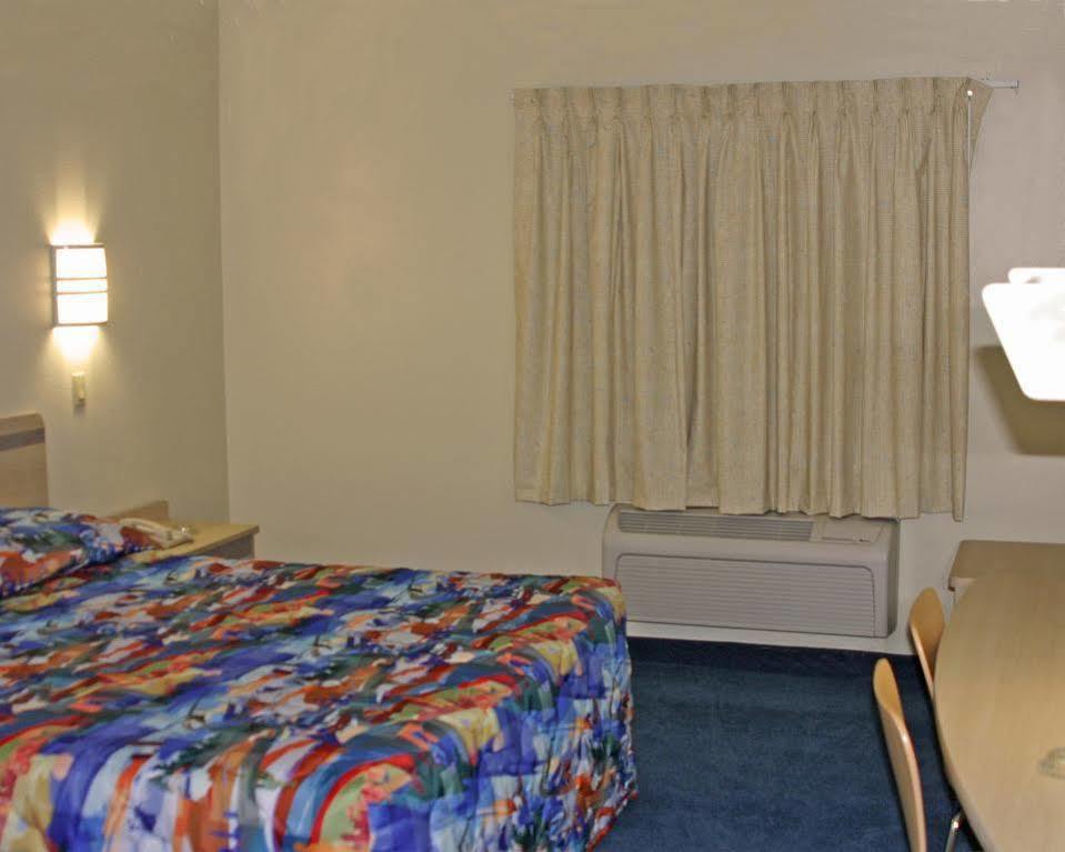 Motel 6-Urbana, Il シャンペーン エクステリア 写真